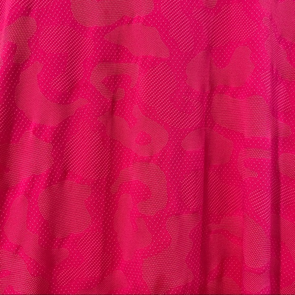 Nike Pink Camo Short Sleeve Shirt - Picture 5 of 8